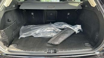 Volvo XC60 2.0 T8 [455] RC PHEV Ultimate Dark 5dr AWD Gtron