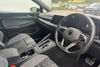 Volkswagen Golf 1.5 eTSI 150 R-Line 5dr DSG