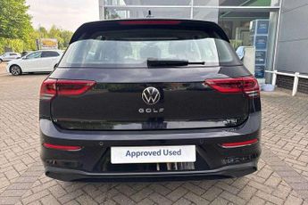 Volkswagen Golf 1.5 eTSI 150 Life 5dr DSG
