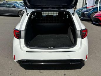Toyota Corolla 1.8 VVT-i Hybrid Commercial Auto