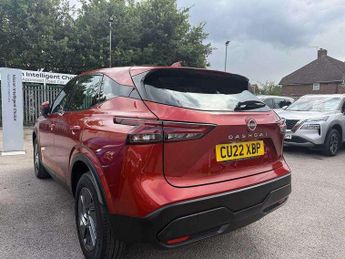 Nissan Qashqai 1.3 DiG-T MH Acenta Premium 5dr