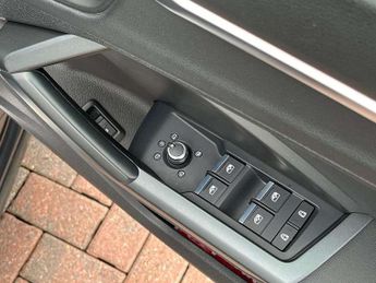Audi Q3 35 TDI Quattro Black Edition 5dr S Tronic