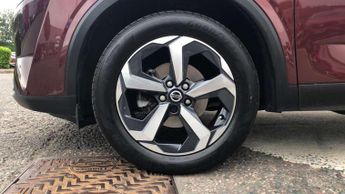 Nissan Qashqai 1.3 DiG-T MH 158 N-Connecta 5dr Xtronic