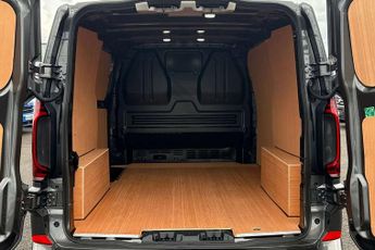 Volkswagen Transporter 2.0 TDI 150 Commerce Pro Van