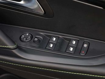 Peugeot 208 1.2 Hybrid 100 GT 5dr e-DSC6