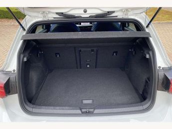 Volkswagen Golf R 2.0 TSI 320 R 4Motion 5dr DSG
