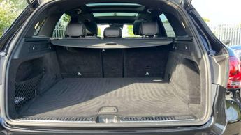 Mercedes-Benz GLC GLC 300d 4Matic AMG Line Premium Pls 5dr 9G-Tronic