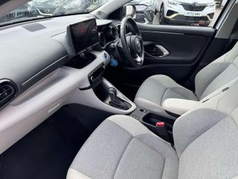 Toyota Yaris 1.5 Hybrid Excel 5dr CVT