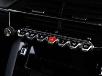 Peugeot 208 1.2 Hybrid 100 GT 5dr e-DSC6