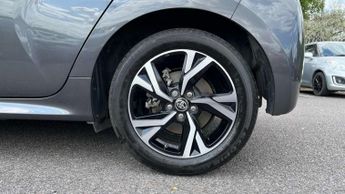 Toyota Yaris 1.5 Hybrid Design 5dr CVT