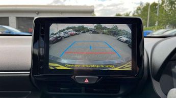 Toyota Yaris 1.5 Hybrid Design 5dr CVT