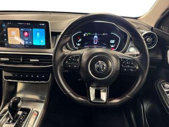 MG HS 1.5 T-GDI SE 5dr DCT