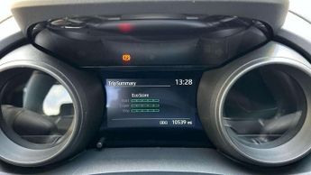 Toyota Yaris 1.5 Hybrid Design 5dr CVT