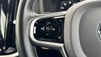 Volvo V60 2.0 D4 [190] R DESIGN Pro 5dr Auto