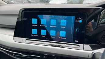 Volkswagen Golf 1.5 TSI Life 5dr
