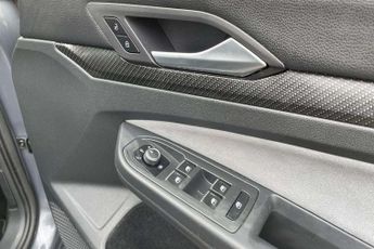 Volkswagen Golf 1.5 eTSI 150 R-Line 5dr DSG