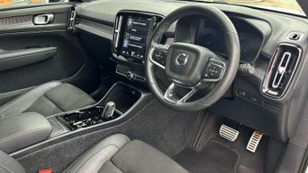 Volvo XC40 2.0 B4P R DESIGN Pro 5dr Auto