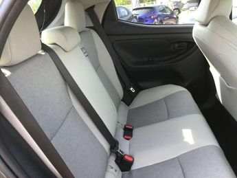 Toyota Yaris 1.5 Hybrid Excel 5dr CVT