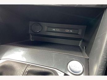 Volkswagen Tiguan 2.0 TDI R-Line Edition 5dr DSG