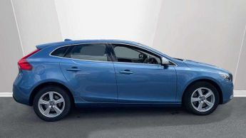 Volvo V40 T2 [122] SE 5dr Geartronic