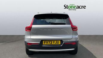 Volvo XC40 2.0 B3P Core 5dr Auto