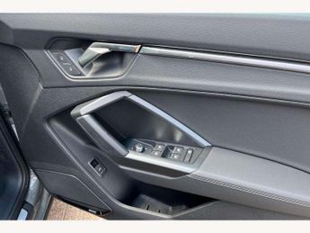 Audi Q3 35 TFSI S Line 5dr S Tronic