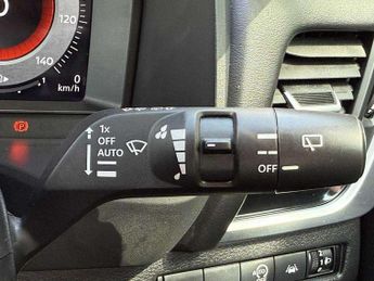 Nissan Qashqai 1.3 DiG-T MH 158 N-Connecta 5dr 4WD Xtronic