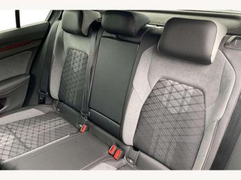 Volkswagen Golf 1.5 eTSI 150 R-Line 5dr DSG