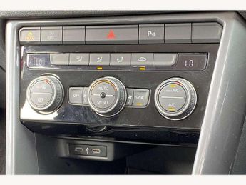 Volkswagen T-Roc 1.5 TSI EVO SEL 5dr DSG