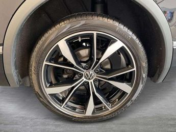 Volkswagen Tiguan Allspace 2.0 TDI R-Line 5dr DSG