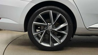 Skoda Superb 1.4 TSI iV Sport Line Plus DSG 5dr
