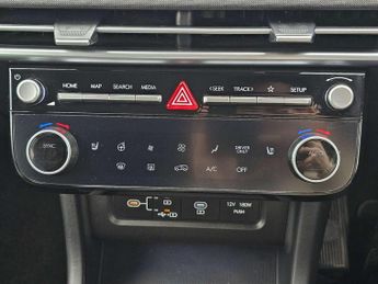 Hyundai Tucson 1.6T Plug-in Hybrid Premium 5dr 4WD Auto