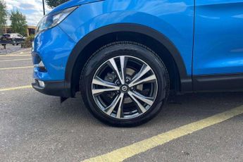Nissan Qashqai 1.3 DiG-T 160 N-Connecta 5dr DCT