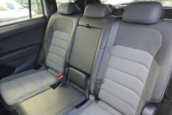 Volkswagen Tiguan Allspace 1.5 TSI EVO R-Line Tech 5dr DSG