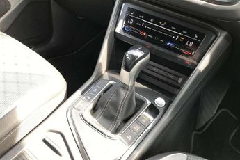 Volkswagen Tiguan 2.0 TDI R-Line 5dr DSG