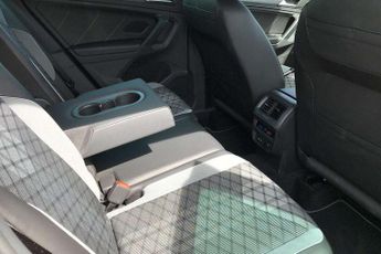 Volkswagen Tiguan 2.0 TDI R-Line 5dr DSG