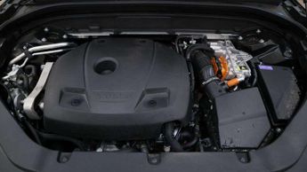 Volvo XC60 2.0 T6 [350] RC PHEV Plus Dark 5dr AWD Geartronic