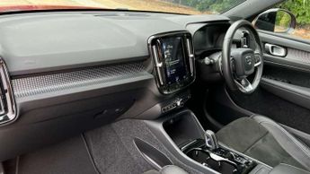 Volvo XC40 2.0 T4 R DESIGN 5dr Geartronic