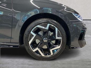 Volkswagen Golf 1.5 TSI 150 R-Line 5dr