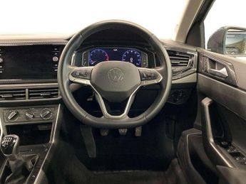 Volkswagen Polo 1.0 TSI Life 5dr