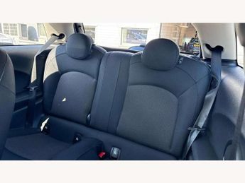 MINI Hatchback 1.5 Cooper Classic 3dr Auto