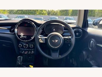 MINI Hatchback 1.5 Cooper Classic 3dr Auto