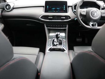MG HS 1.5 T-GDI SE 5dr DCT