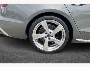 Audi A4 Avant 40 TFSI 204 S Line 5dr S Tronic