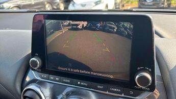 Nissan Juke 1.0 DiG-T N-Connecta 5dr DCT