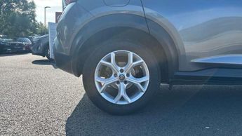 Nissan Juke 1.0 DiG-T N-Connecta 5dr DCT
