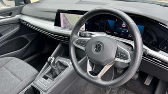 Volkswagen Golf 1.5 TSI Life 5dr