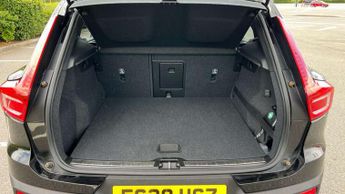 Volvo XC40 1.5 T3 [163] R DESIGN Pro 5dr Geartronic