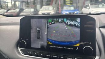 Nissan Qashqai 1.3 DiG-T MH N-Connecta 5dr