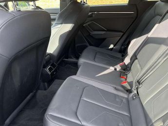 Audi Q3 35 TFSI Black Edition 5dr S Tronic [20" Alloy]